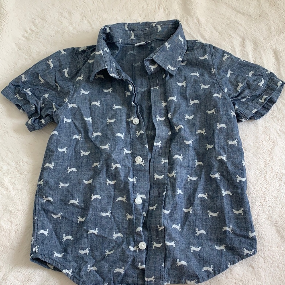 Boys Old Navy Short Sleeve Bunny Button Down Shirt